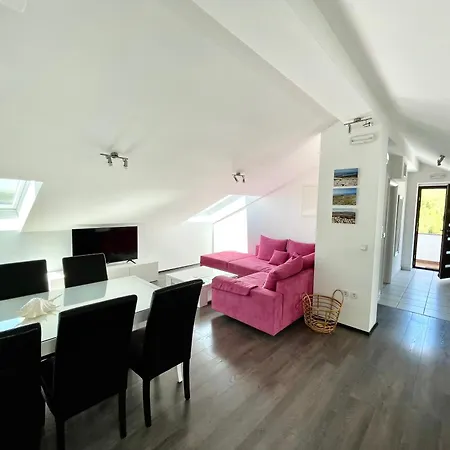 Monika 1&4 Apartmán Punat