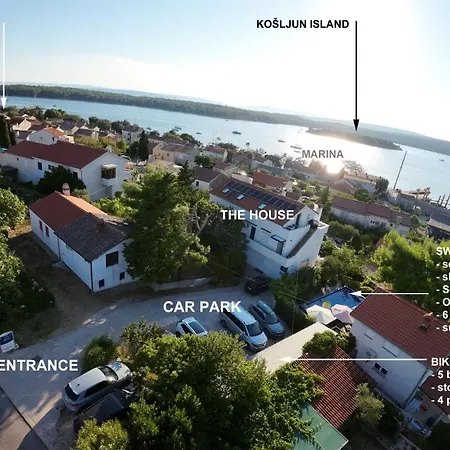 Monika 1&4 아파트 푸나트